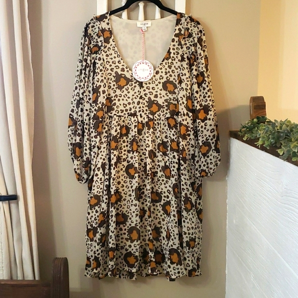 NWT-Umgee Leopard Dress/Top - Picture 2 of 7